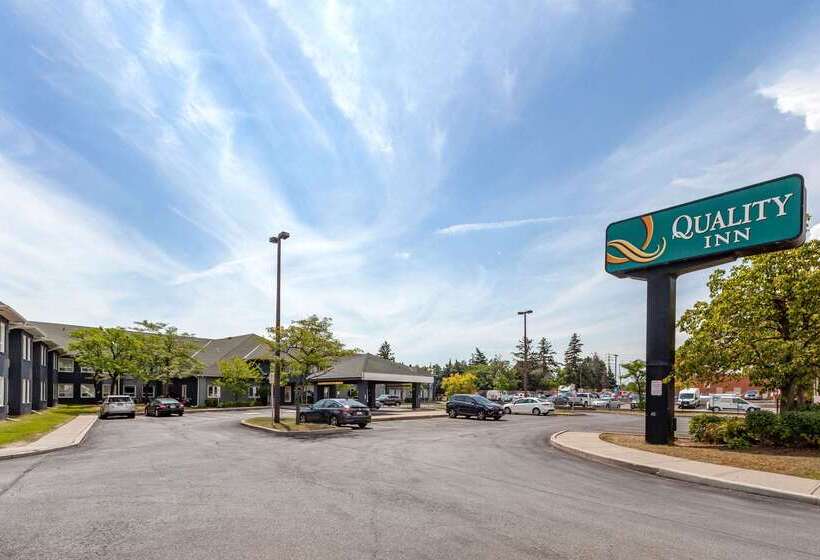 ホテル Quality Inn Airport West