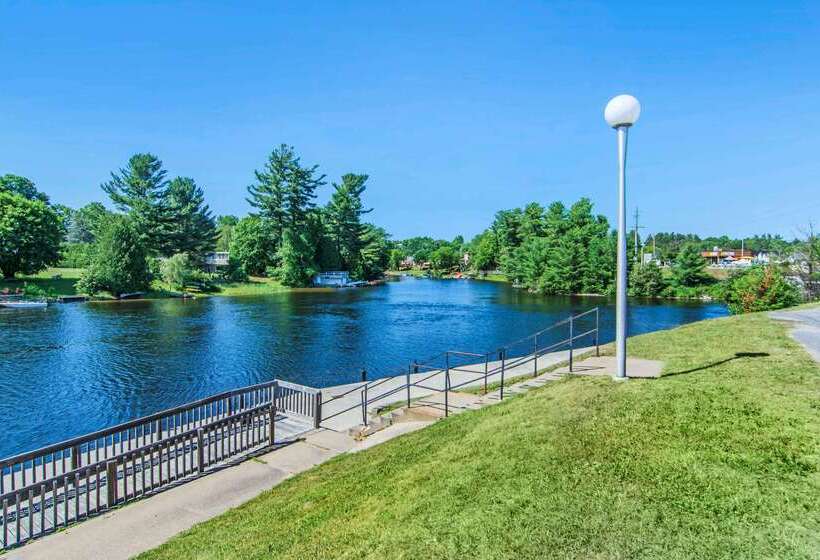 فندق Quality Inn