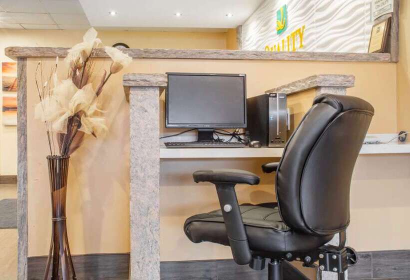 فندق Quality Inn