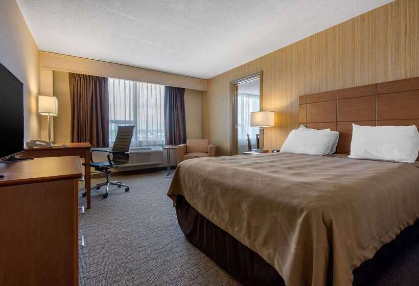فندق Quality Inn & Conference Centre Downtown