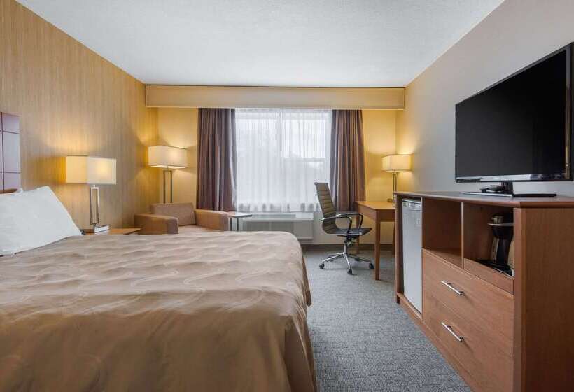 فندق Quality Inn & Conference Centre Downtown