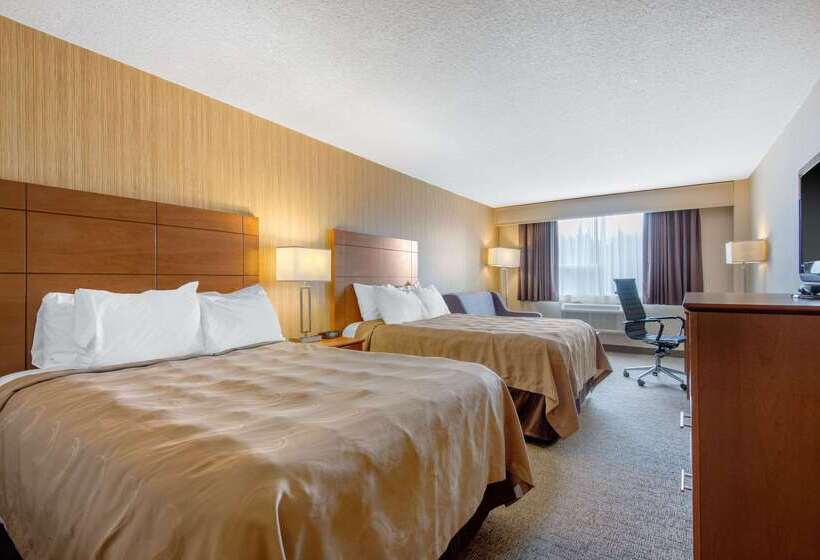 فندق Quality Inn & Conference Centre Downtown