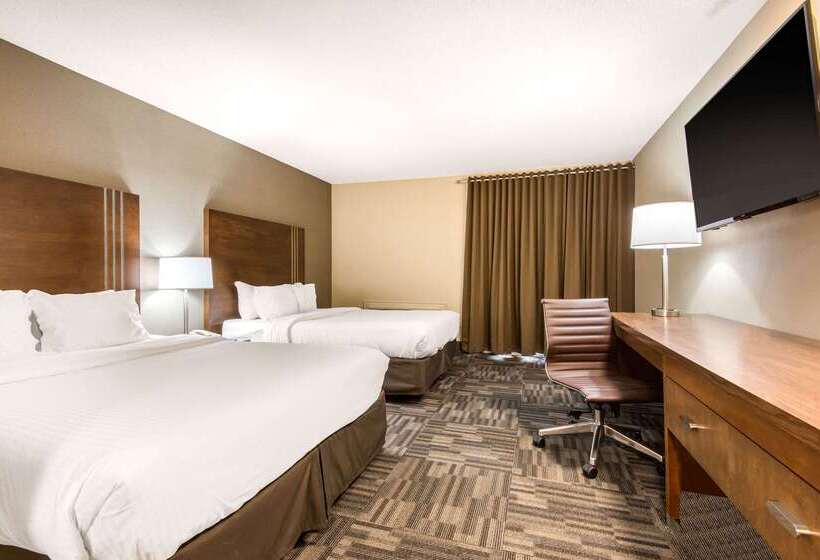 فندق Quality Inn & Conference Centre