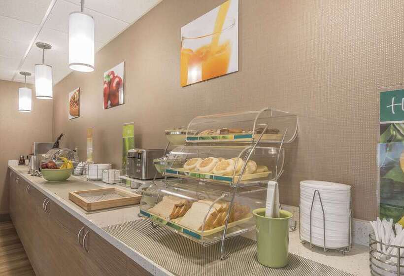 هتل Quality Inn & Suites Downtown
