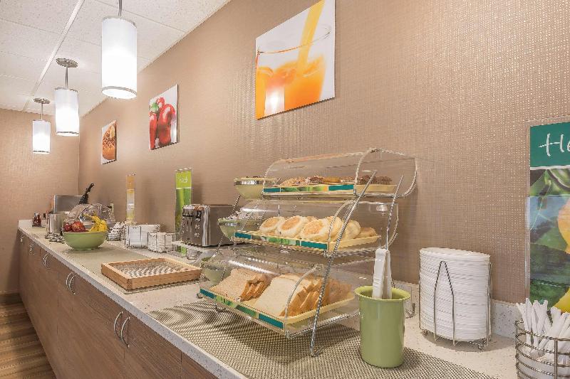 ホテル Quality Inn & Suites Downtown