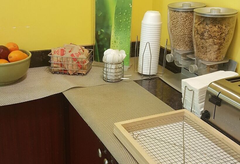 هتل Quality Inn & Suites