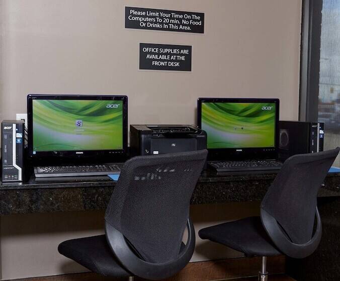 酒店 Quality Inn & Suites