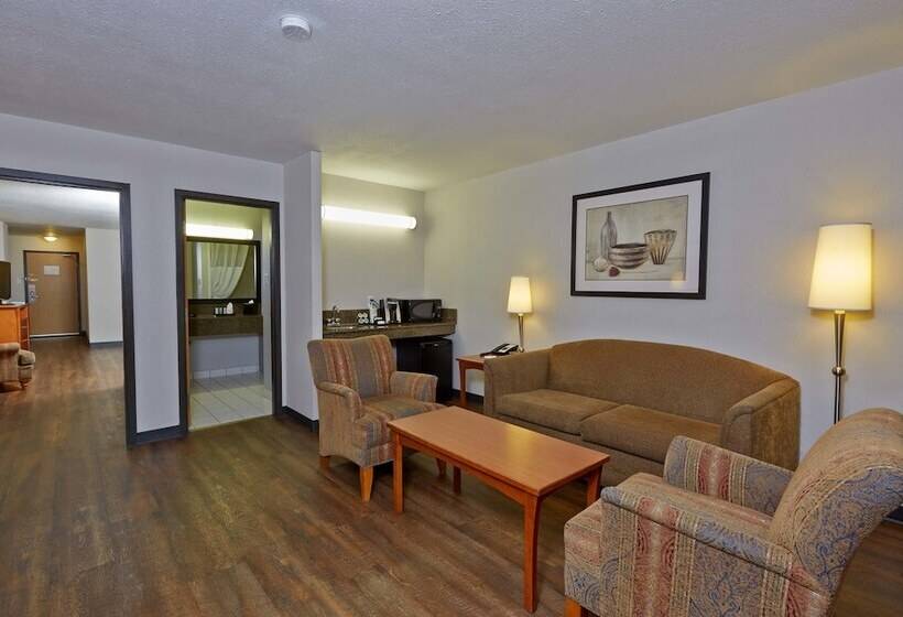 هتل Quality Inn & Suites