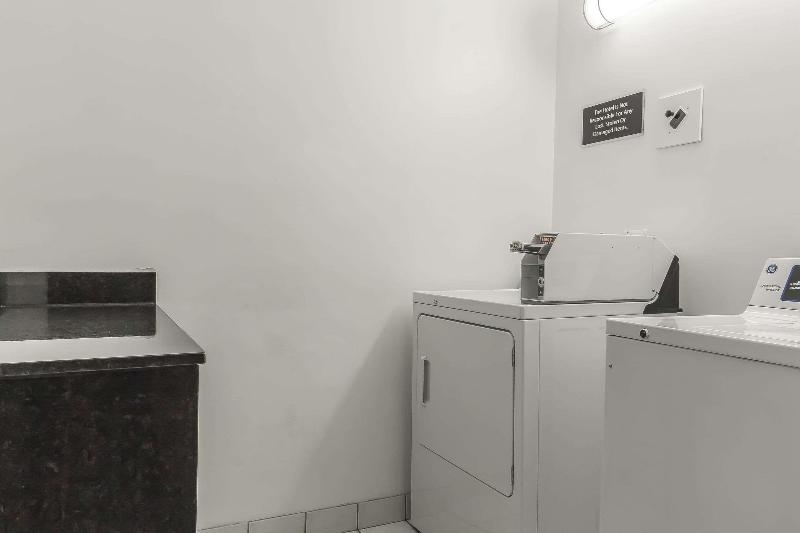 酒店 Quality Inn & Suites