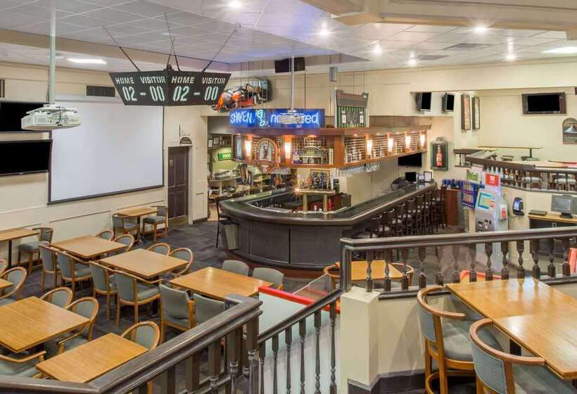 Ramada By Wyndham Kelowna Hotel & Conference Center