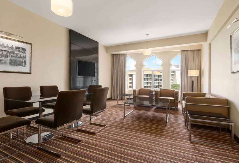 Отель Ramada Colombo