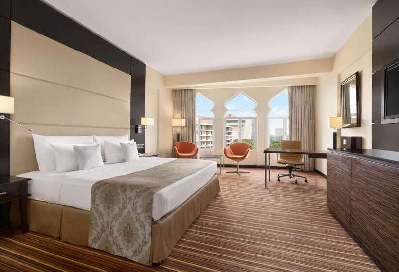 Отель Ramada Colombo