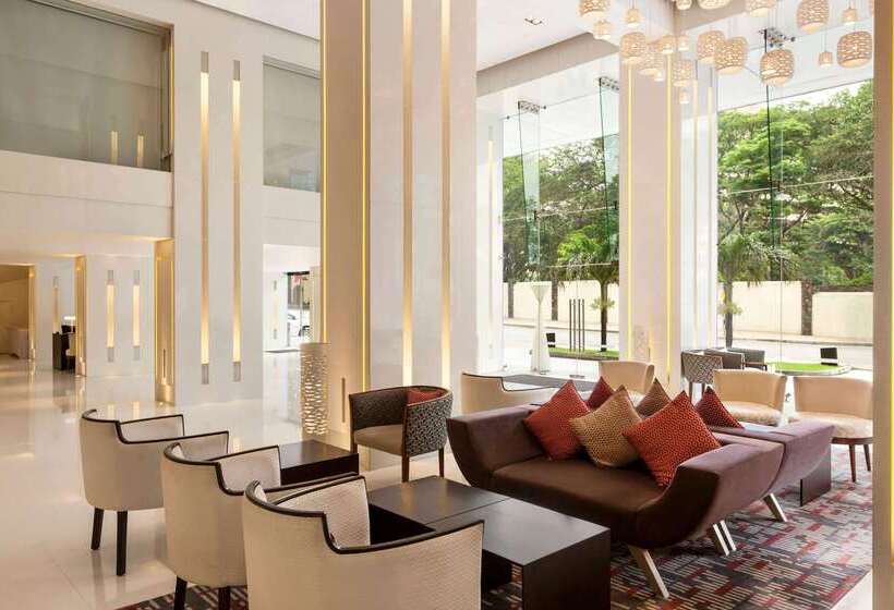 Отель Ramada Colombo