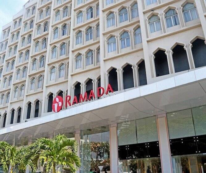 Отель Ramada Colombo