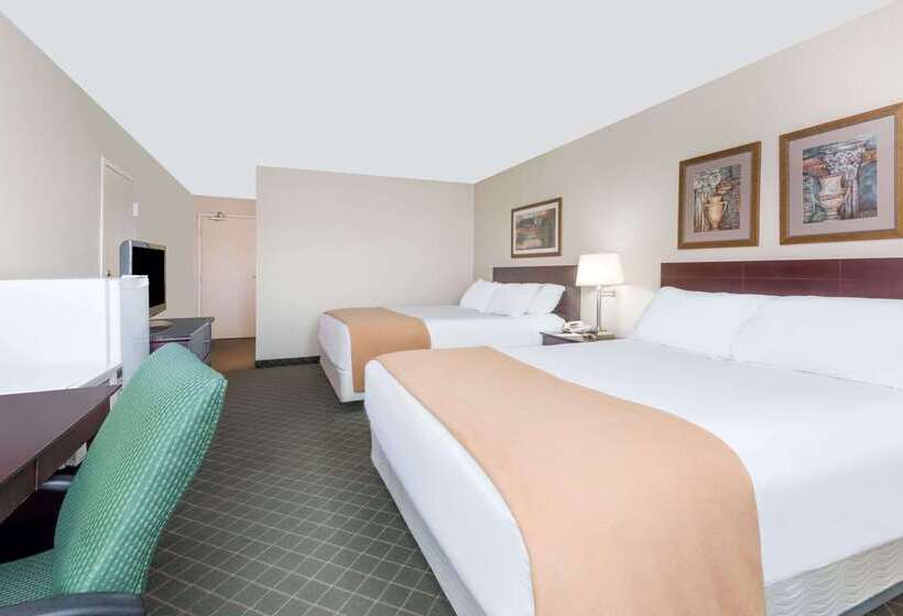 فندق Ramada By Wyndham London