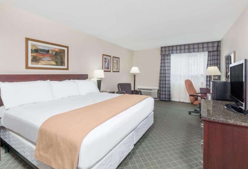 فندق Ramada By Wyndham London