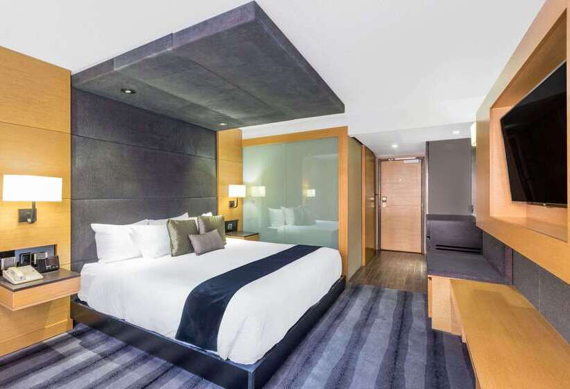 בית מלון כפרי Ramada Plaza By Wyndham Prince George