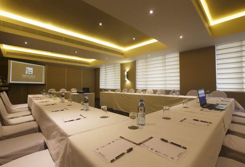 בית מלון כפרי Renuka City