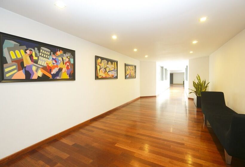 בית מלון כפרי Renuka City