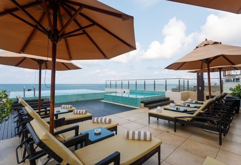 בית מלון כפרי Renuka City