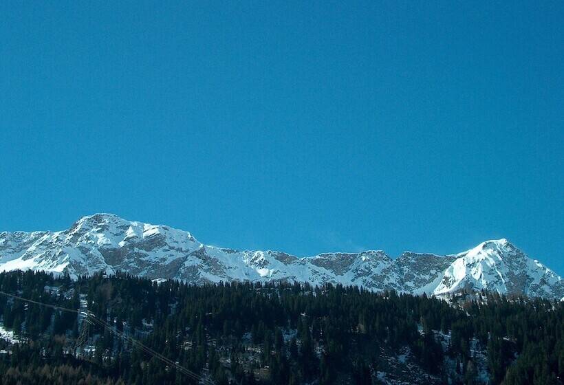 בית מלון כפרי & Restaurant Forni