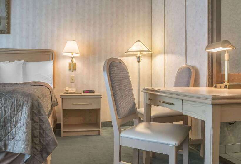 Отель Rodeway Inn Fallsview
