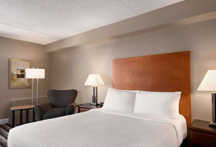 Royal Hotel Regina, Trademark Collection By Wyndham