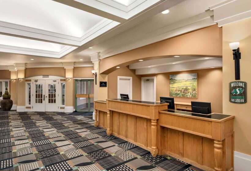 Royal Hotel Regina, Trademark Collection By Wyndham