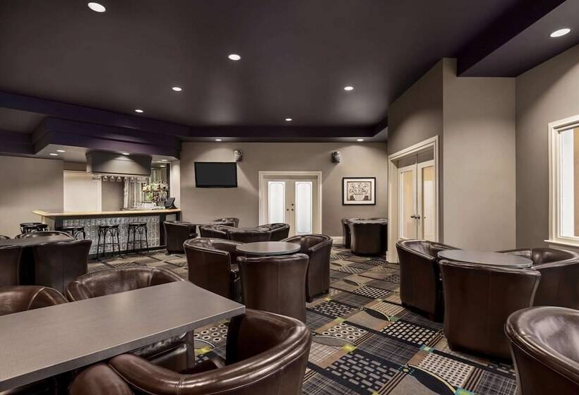 Royal Hotel Regina, Trademark Collection By Wyndham