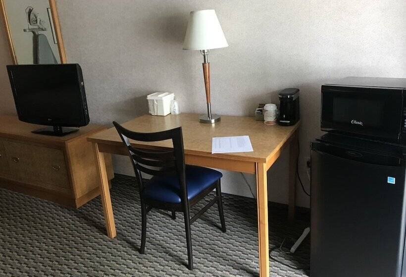 בית מלון כפרי Rodeway Inn