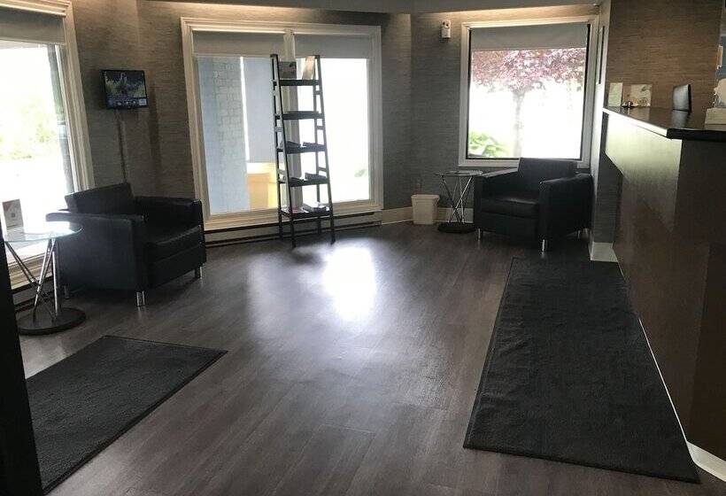 בית מלון כפרי Rodeway Inn