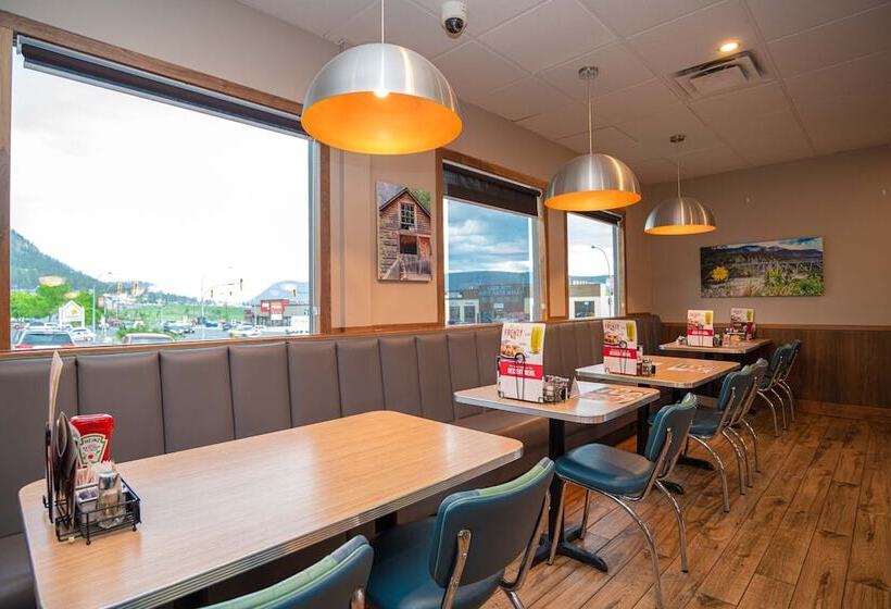 Sandman Hotel & Suites Williams Lake