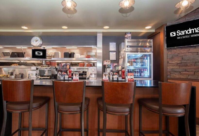 Sandman Hotel Vernon