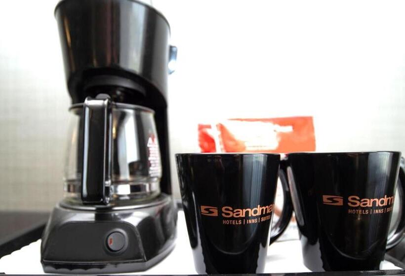 Sandman Hotel Vernon