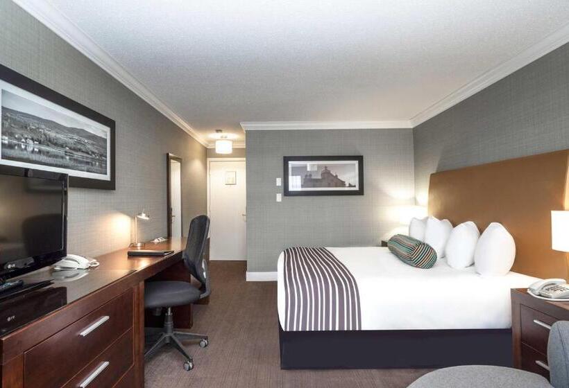 Sandman Hotel Vernon