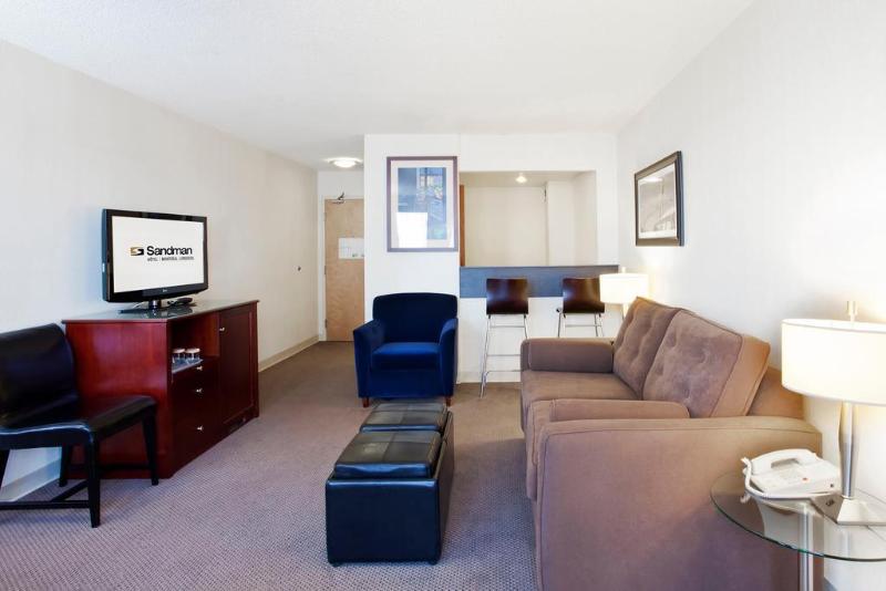 Sandman Hotel Montreal   Longueuil