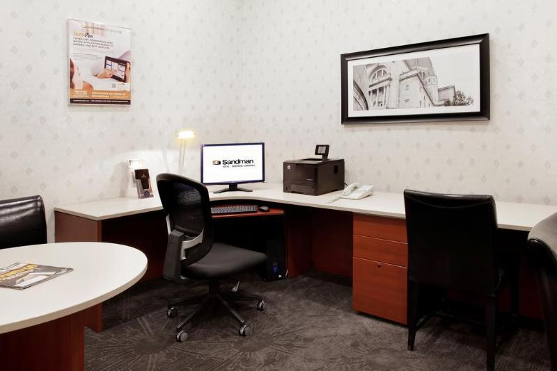 Sandman Hotel Montreal   Longueuil