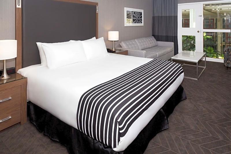 فندق Sandman Signature Lethbridge Lodge