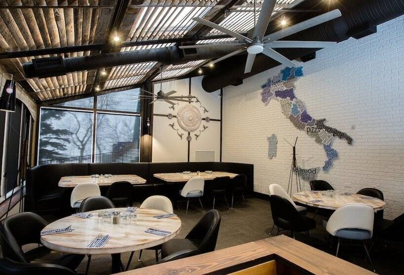 فندق Sandman Signature Lethbridge Lodge