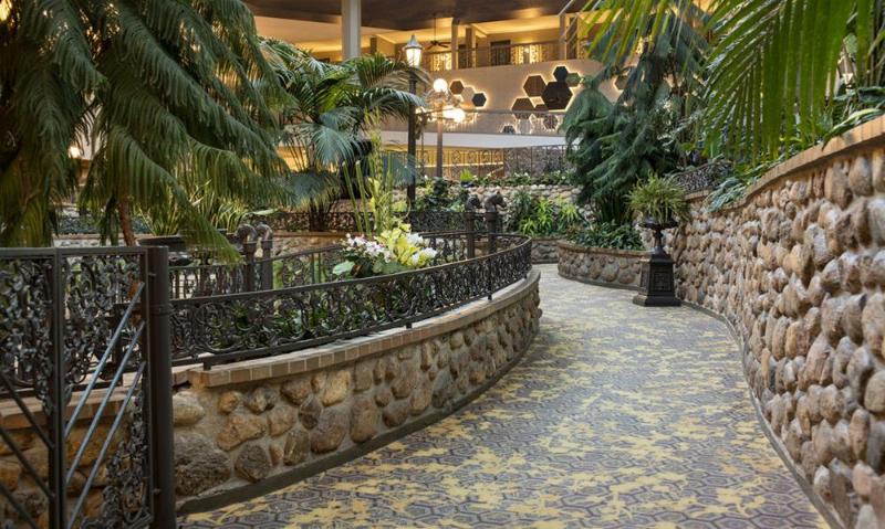 酒店 Saskatoon Inn & Conference Centre