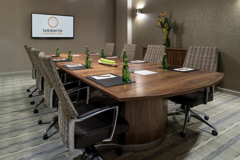 酒店 Saskatoon Inn & Conference Centre