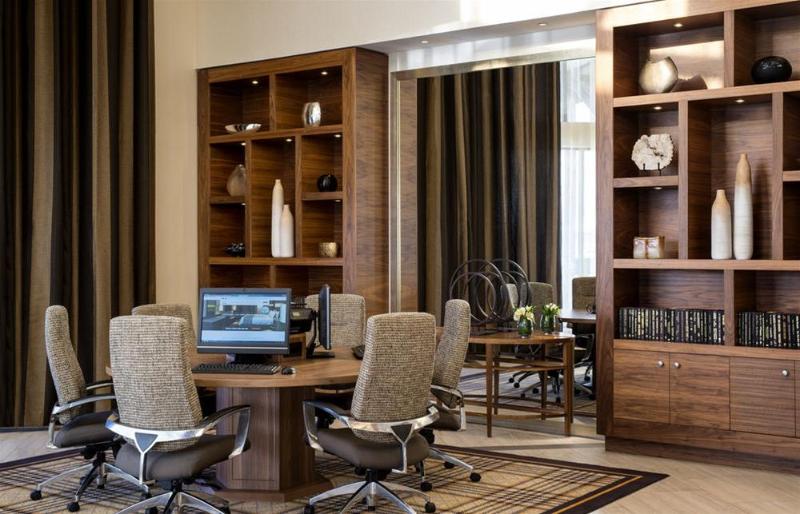 酒店 Saskatoon Inn & Conference Centre