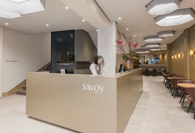בית מלון כפרי Savoy