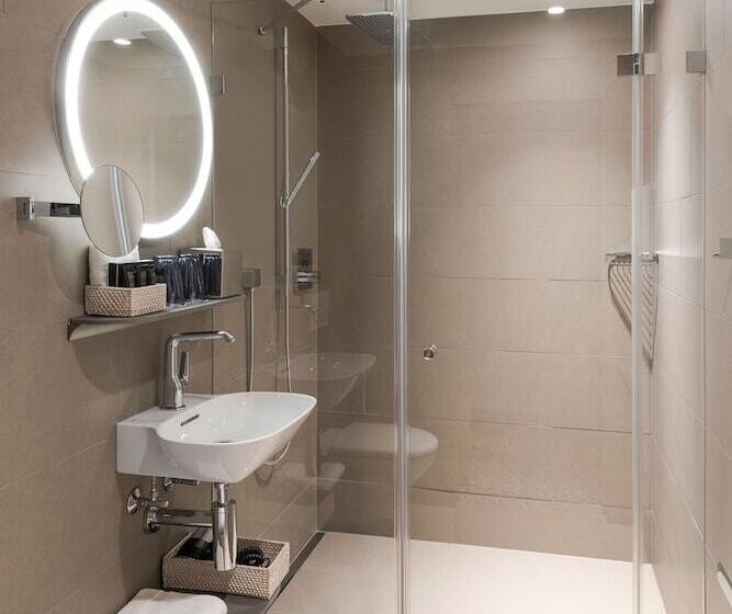 בית מלון כפרי Savoy