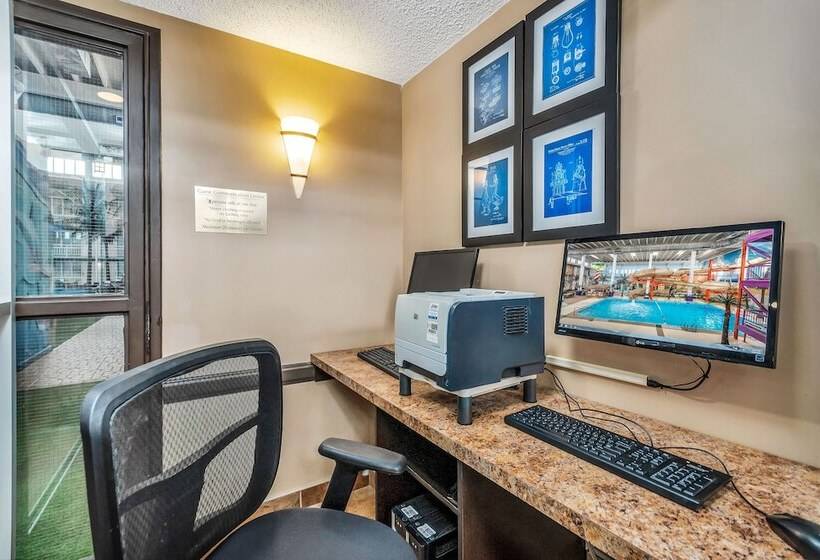 Seven Oaks Hotel Regina