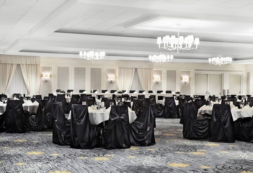 فندق Sheraton Cavalier Saskatoon