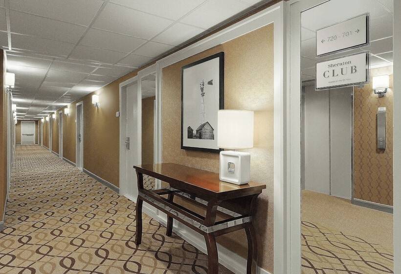 هتل Sheraton Cavalier Saskatoon