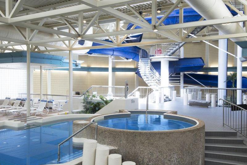 هتل Sheraton Cavalier Saskatoon