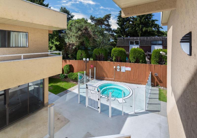 בית מלון כפרי Siesta Suites