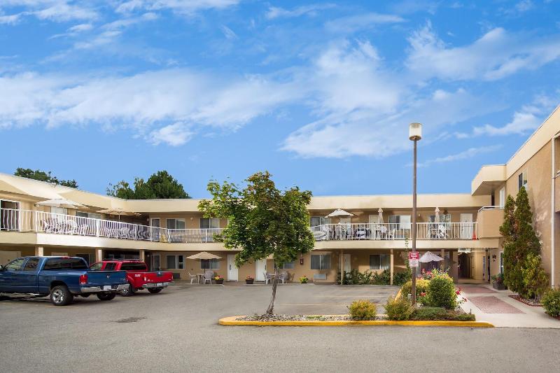 בית מלון כפרי Siesta Suites